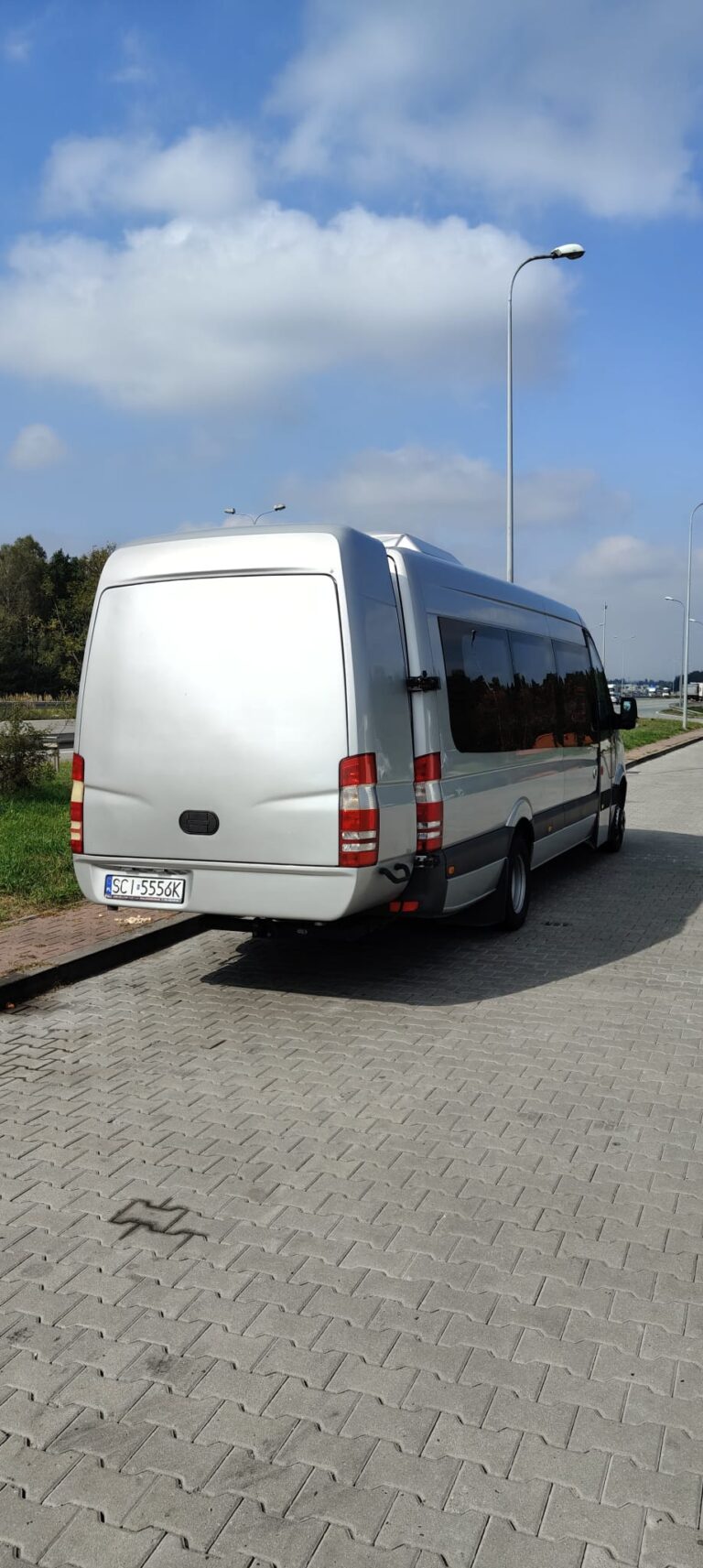 Autobus Mercedes Sprinter do wynajęcia