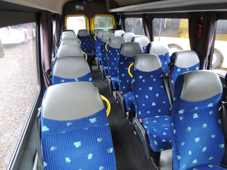 Autobus Mercedes Sprinter do wynajęcia