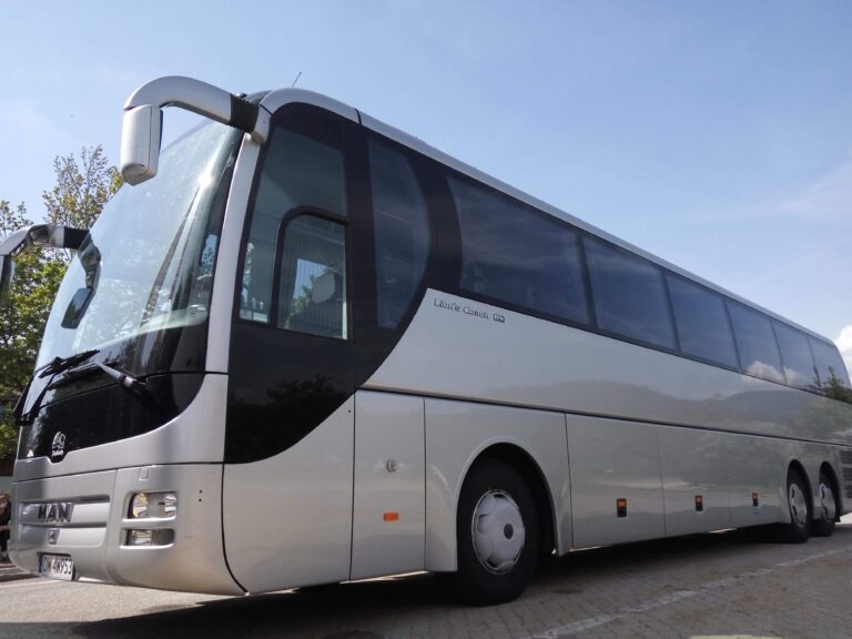 Autokar Man R08 wynajem