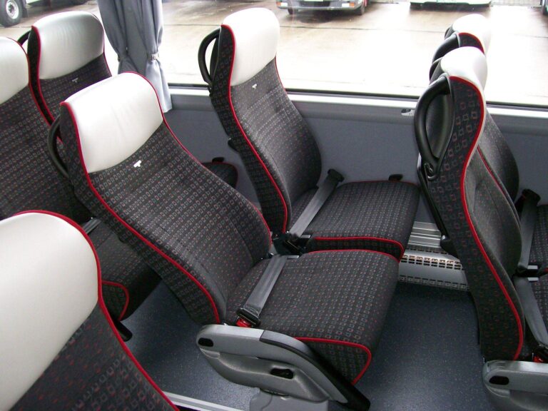 Autokar Man R08 wynajem