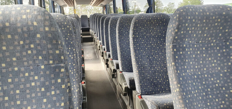 Autokar Mercedes Benz Intouro wynajem