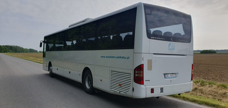 Autokar Mercedes Benz Intouro wynajem