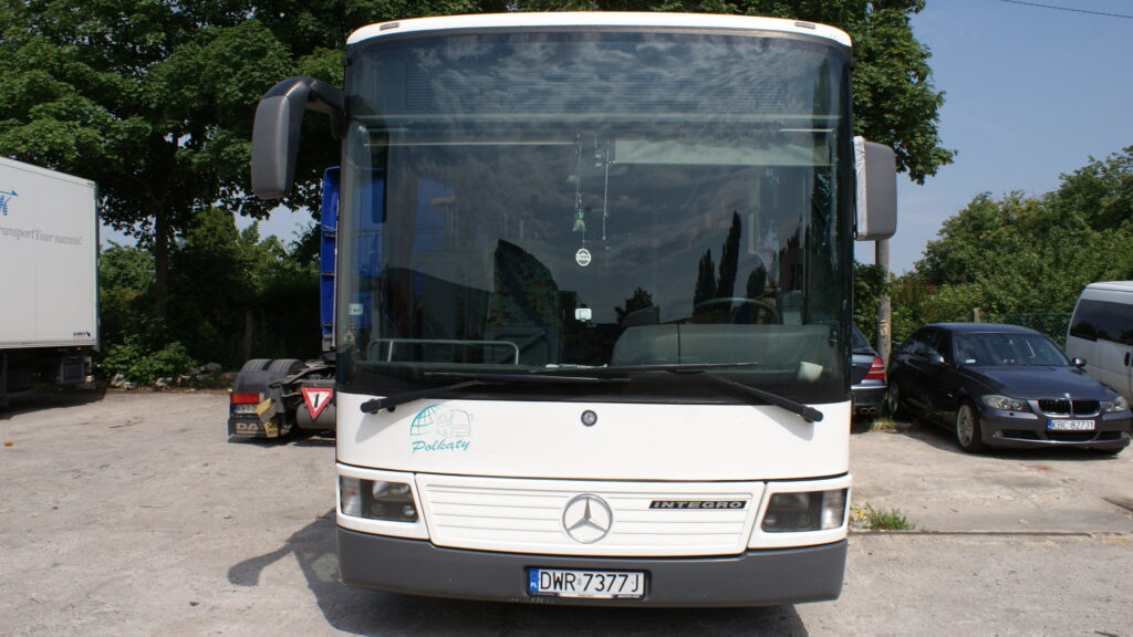 Autobus Mercedes Integro do wynajęcia