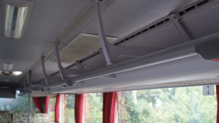 Autobus Mercedes Integro do wynajęcia