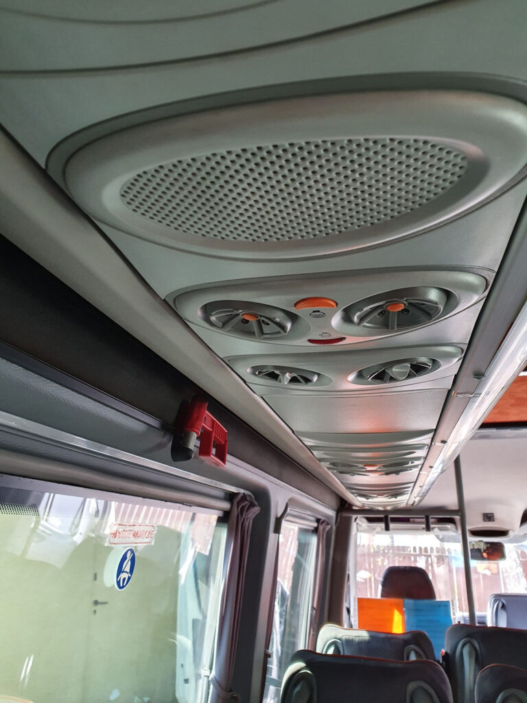 Bus osobowy Mercedes Sprinter