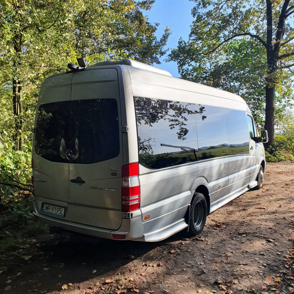 Mercedes Sprinter autokar na wynajem