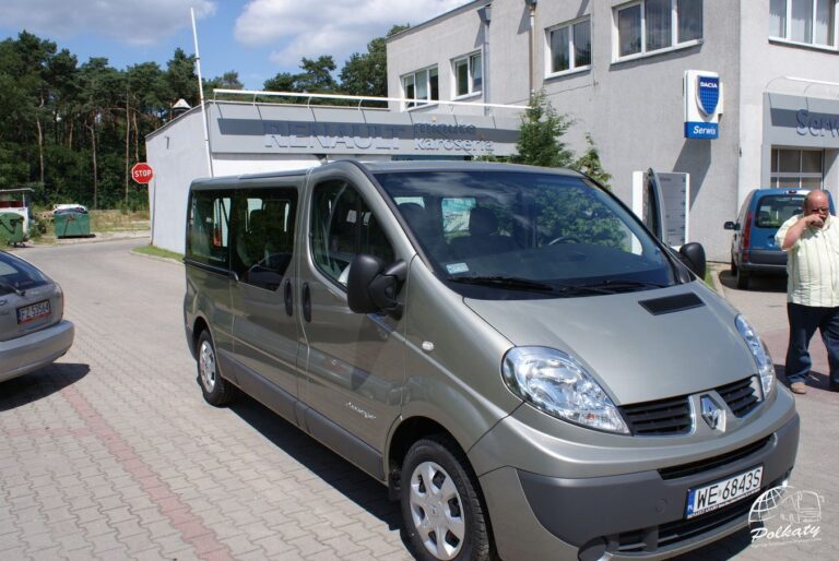 Bus Renault Trafic wynajem
