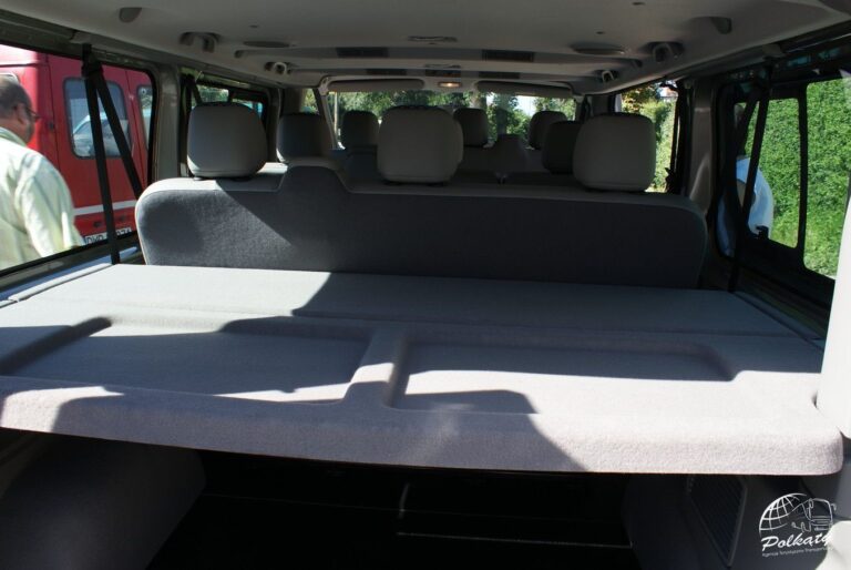 Bus Renault Trafic wynajem